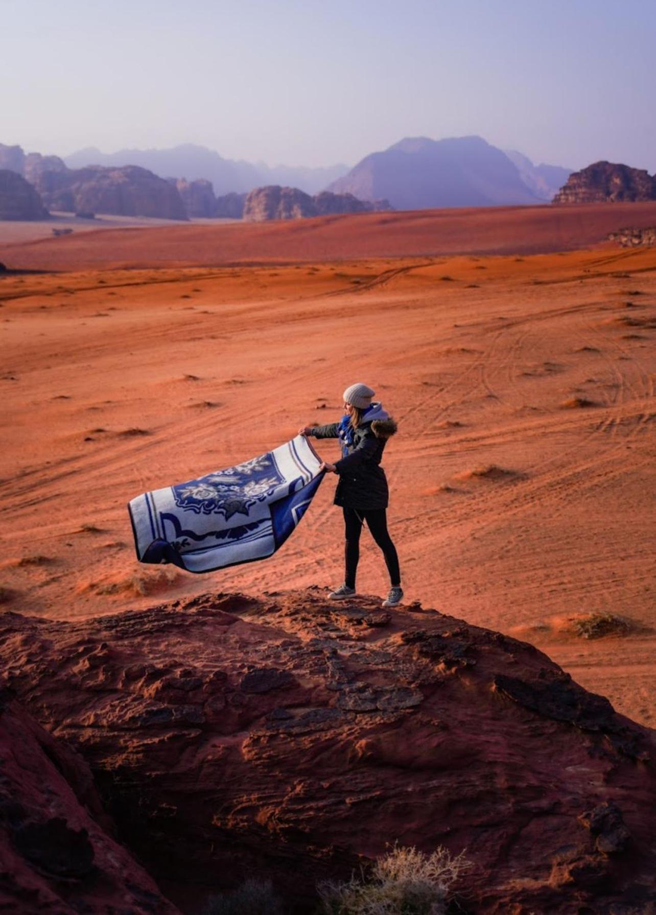 Wadi Rum Meteorite Camp Bed & Breakfast Exterior photo